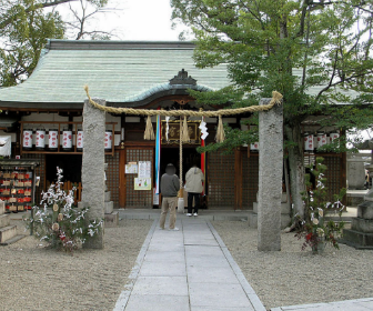 布忍神社