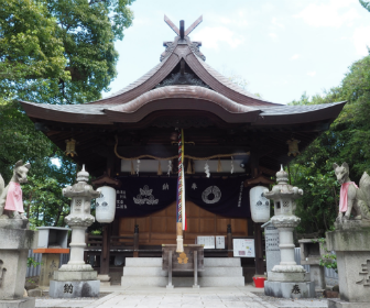 信太森葛葉稲荷神社本殿