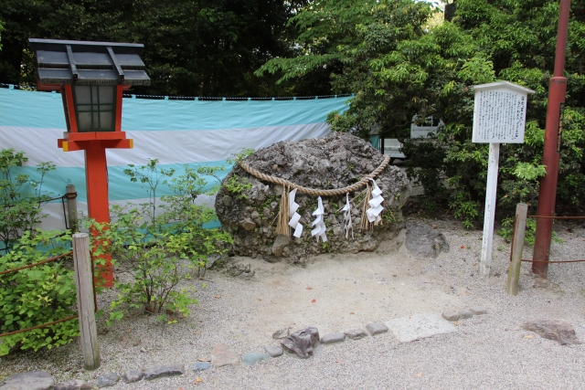 下鴨神社「さざれ石」