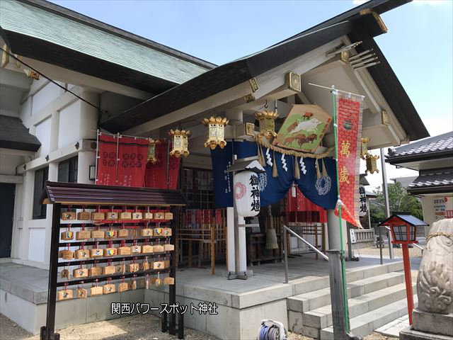 志紀長吉神社の本殿。左側から撮影