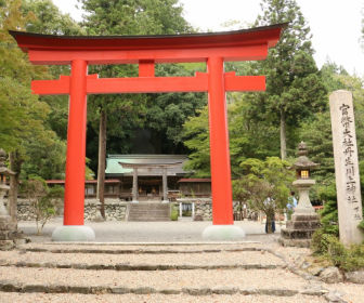 丹生川上神社の鳥居