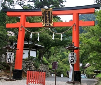 日吉大社の鳥居