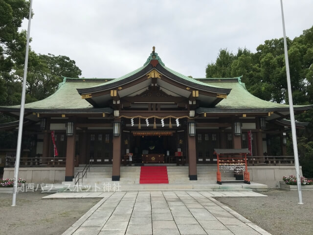 大阪護国神社の拝殿