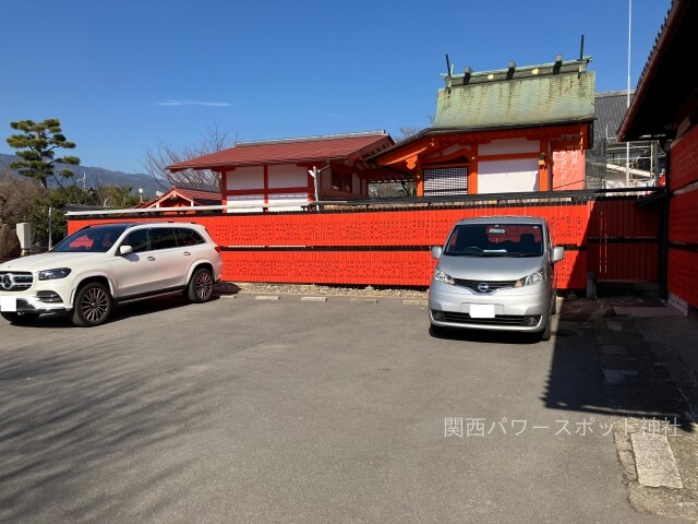 車折神社の駐車場