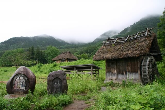 道祖神と集落