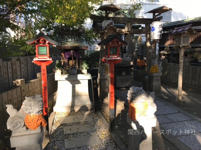 八王子神社（大阪市東成区）の摂社「八立龍王大明神」と「白龍王大神」