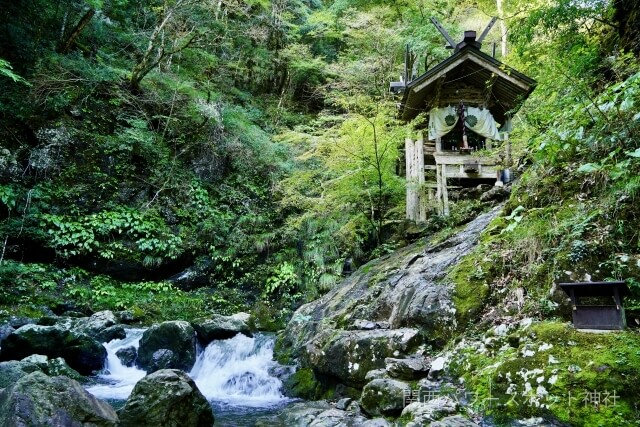 天岩戸神社