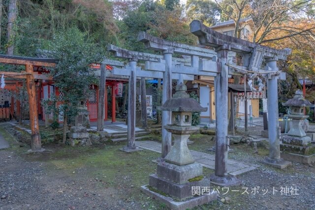 粟田神社の摂社