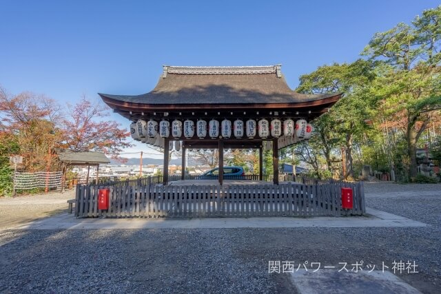 粟田神社の拝殿