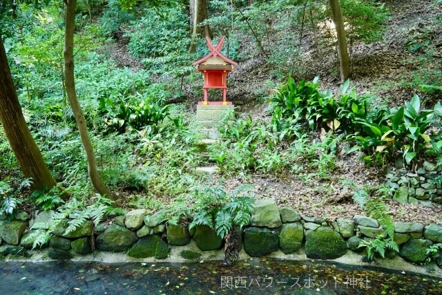 飛来天神社（枚岡神社の末社）